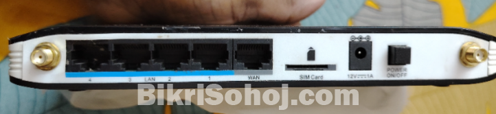 D-Link DWR-921 4G LTE Router